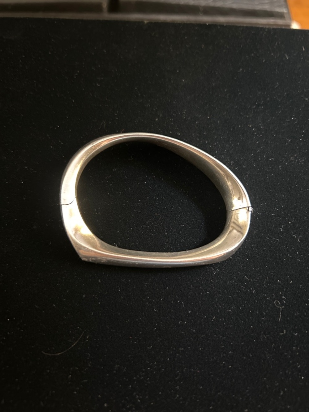 Vintage Polished solid sterling Silver heavy Cuff Bracelet - Picture 6 of 10